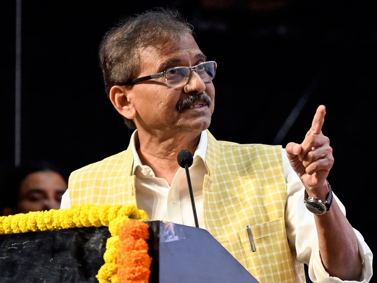 पीएम मोदी तो लगा देंगे सम्मान का शतक, पर जनता को क्या मिल रहा? संजय राउत का केंद्र पर बड़ा हमला