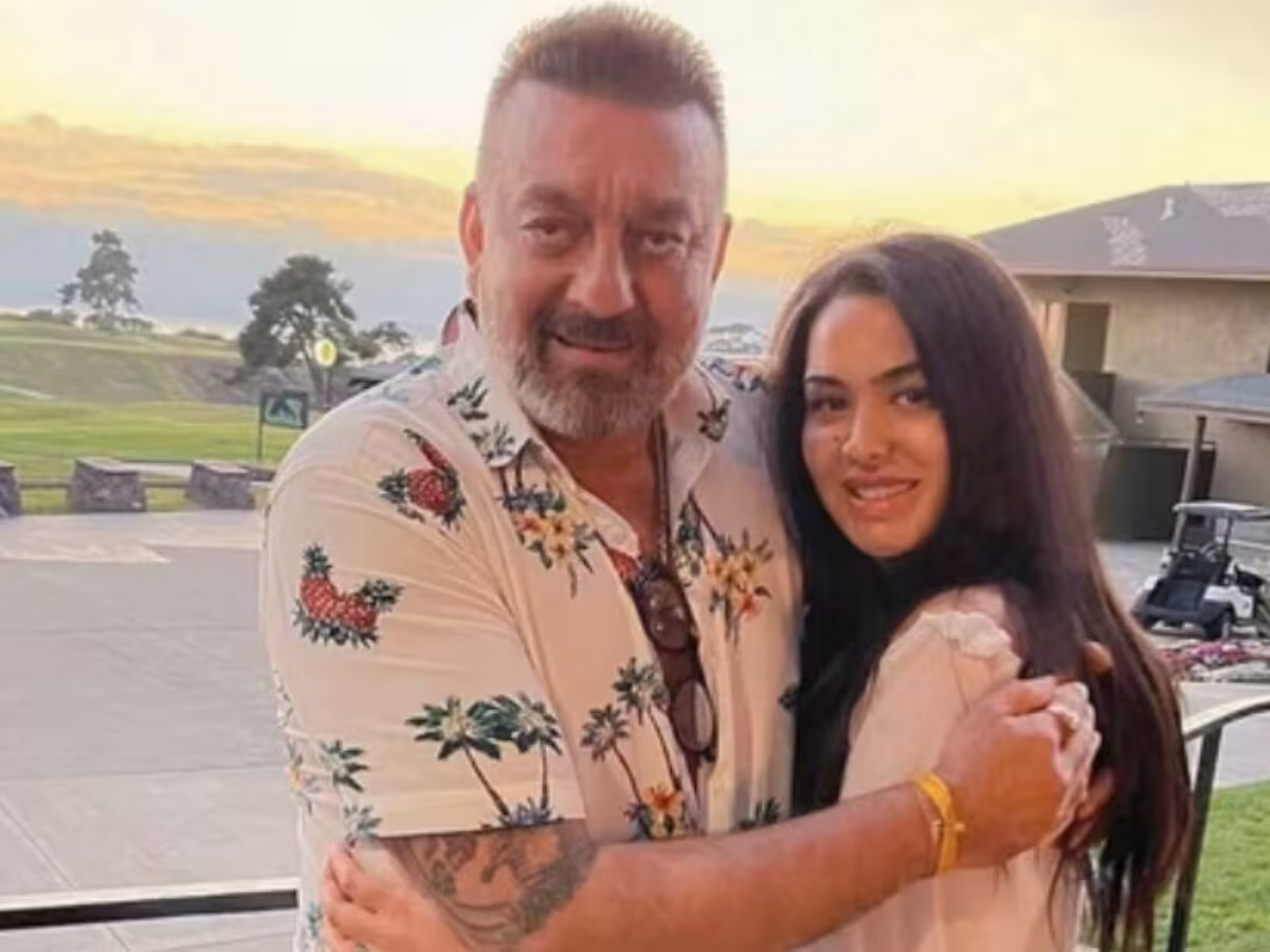 Sanjay Dutt: 'लोगों ने मेरे पिता के पतन का जश्न मनाया...' जेल के उन काले दिनों को याद कर छलका बेटी त्रिशला दत्त का दर्द, बयां की आपबीती