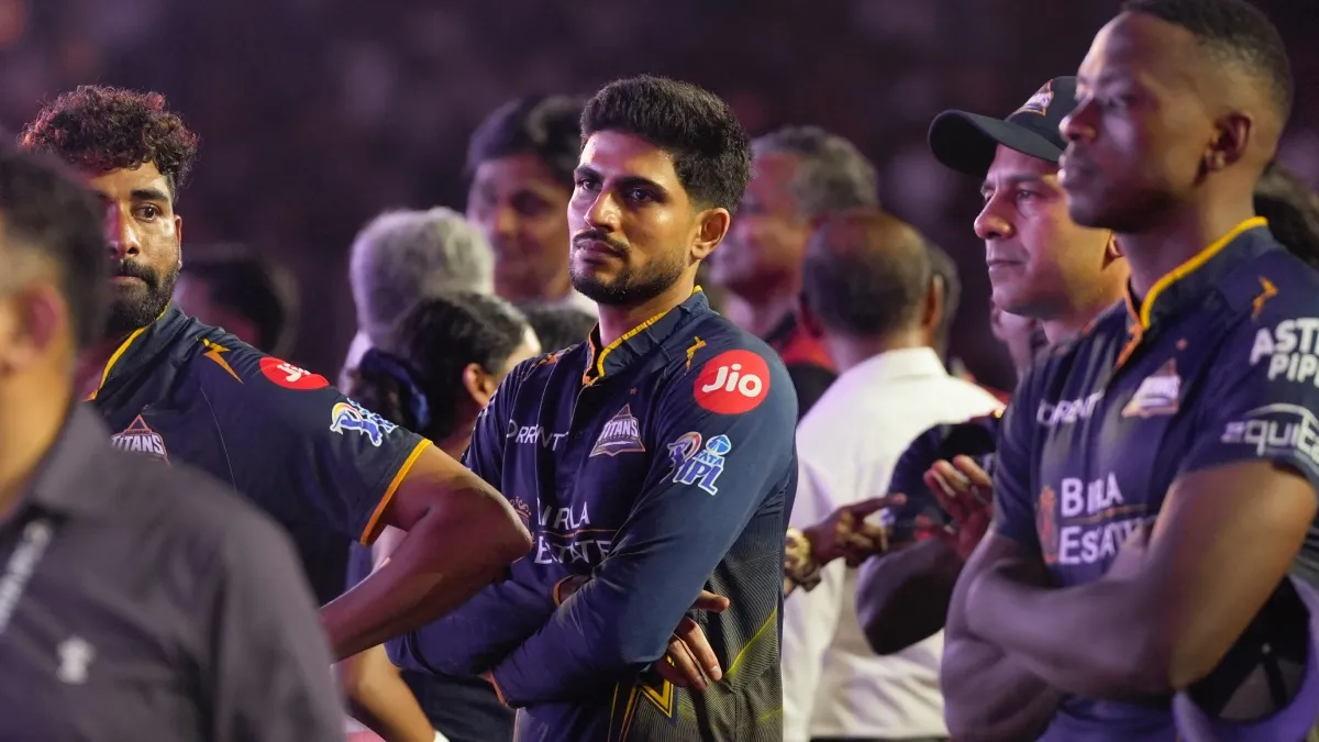 IPL 2026 फाइनल में हार के ठीक बाद गुजरात टाइटन्स की टीम बस में लगी आग, बाल-बाल बचे शुभमन गिल और खिलाड़ी, मची भारी अफरा-तफरी