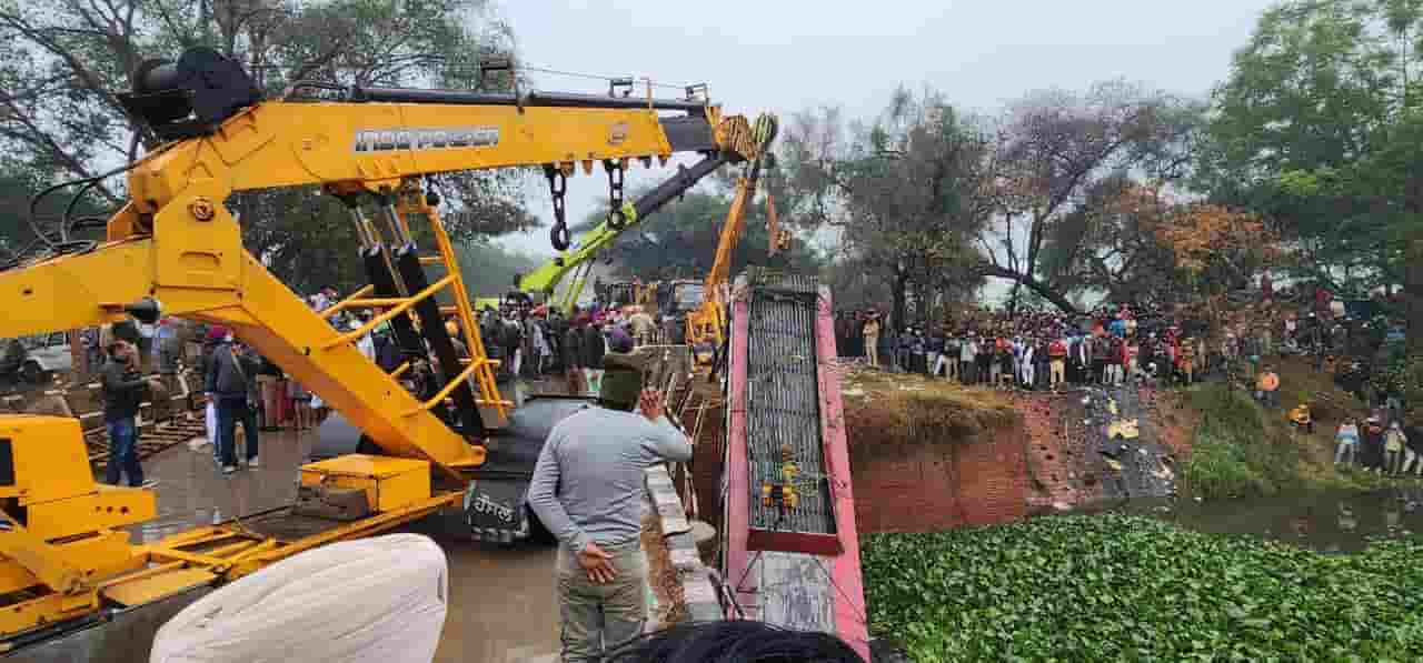 बेंगलुरु में कयामत की सुबह: खदान में 40 फीट ऊपर से गिरी विशाल चट्टान, 7 मजदूरों की मलबे में दबकर दर्दनाक मौत