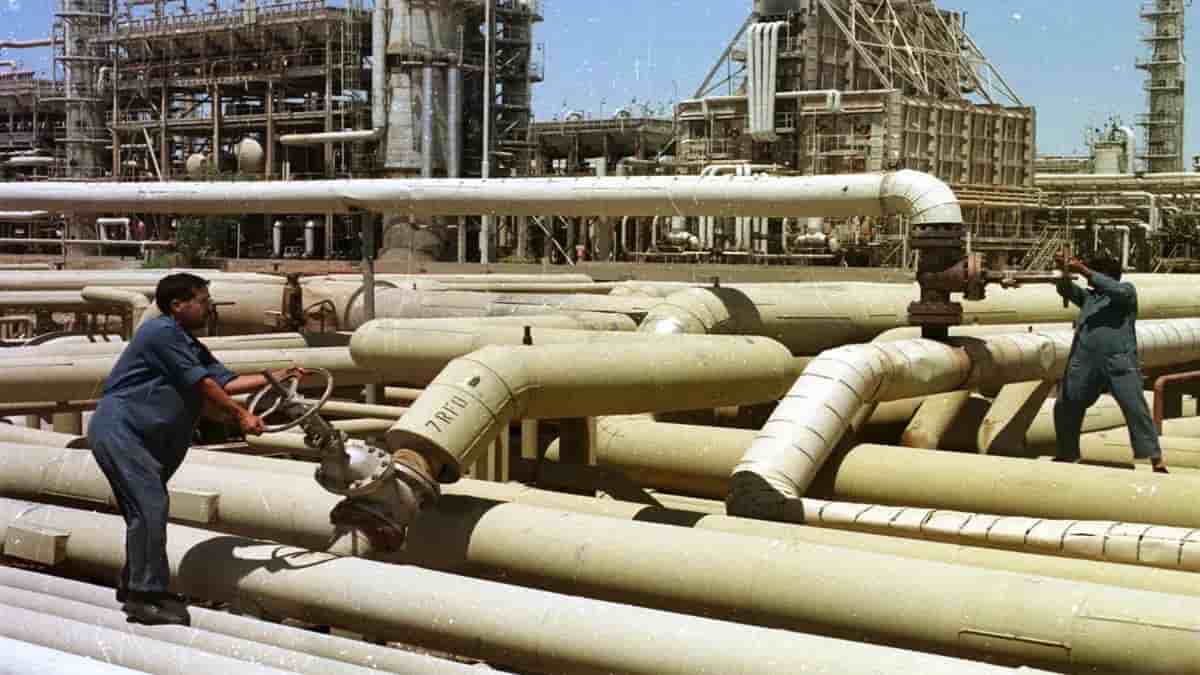 क्रूड ऑयल की कीमतों में भारी गिरावट, OPEC+ ने लगातार 5वीं बार उठाया ये बड़ा कदम