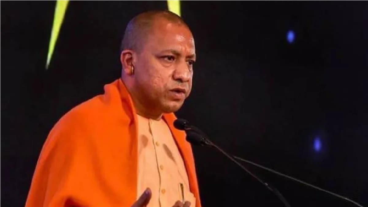 बड़ा प्रशासनिक फेरबदल: योगी सरकार ने 20 IAS अफसरों के किए तबादले, जानें किसे मिली कहां की जिम्मेदारी