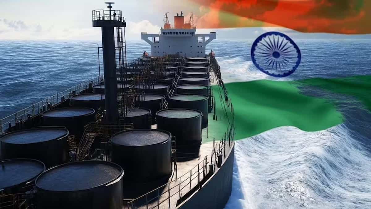 वक्त का पहिया घूमा: जिस भारत को रिकॉर्ड कच्चा तेल बेचता था रूस, अब खुद ईंधन के लिए क्यों फैला रहा उसी 'दोस्त' के आगे हाथ?