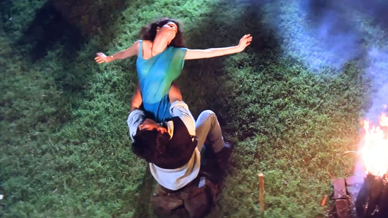 3 मिनट 44 सेकंड का वो जादुई रोमांटिक गाना, जिसे 30 साल से गुनगुना रही है दुनिया; आज भी हर आशिक की प्लेलिस्ट में है शामिल