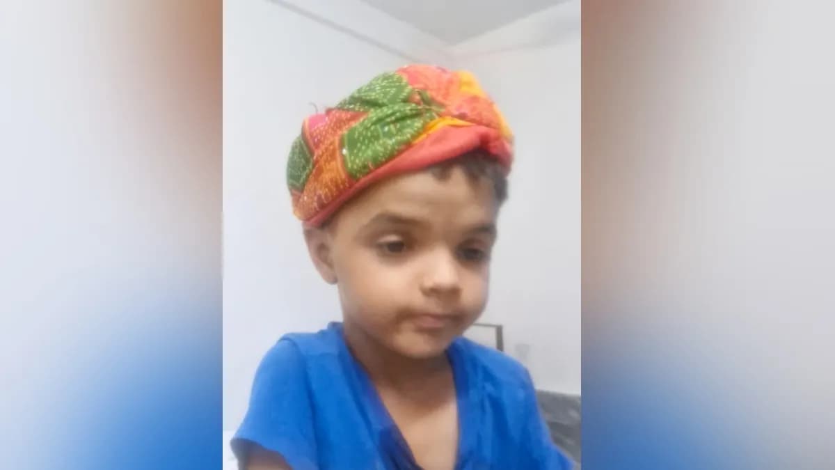 ग्रेटर नोएडा में दर्दनाक हादसा: 15 फीट गहरे जलभराव वाले गड्ढे में डूबने से 6 साल के बच्चे की मौत