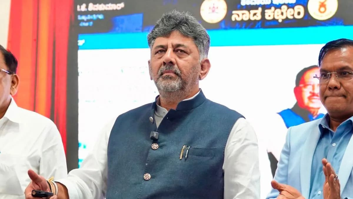 दिल्ली में कांग्रेस हाईकमान से मिलेंगे CM डीके शिवकुमार और सिद्धारमैया, जल्द हो सकता है नए मंत्रियों का शपथ ग्रहण