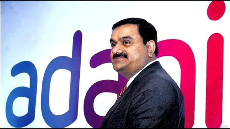 SEBI ने महज एक महीने में निपटाए अरबपति उद्योगपति से जुड़े तीन बड़े मामले
