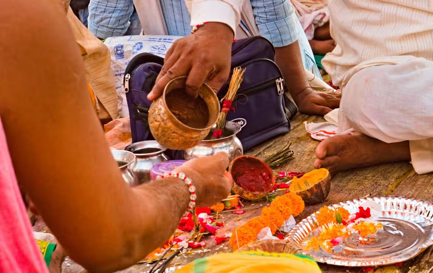 पितरों की पूर्ण तृप्ति और आशीर्वाद पाने के लिए इन जरूरी नियमों का पालन है अनिवार्य