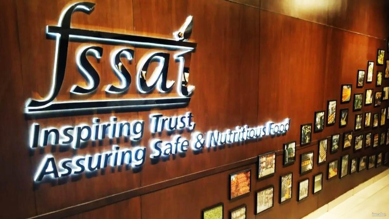 खाने की चीजों पर फफूंद और सड़ा हुआ तेल: FSSAI का बड़ा एक्शन