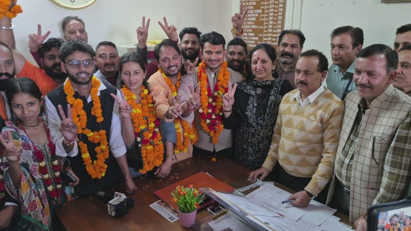 देवभूमि के शिक्षण संस्थानों में छात्रसंघ चुनावों का रोमांच और एबीवीपी की बड़ी जीत