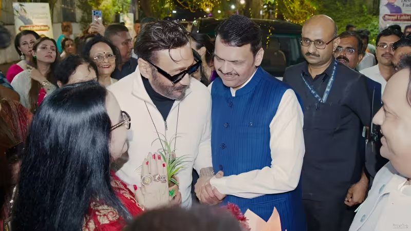 बेटे टाइगर पर हमले के अगले ही दिन इवेंट में पहुंचे जैकी श्रॉफ