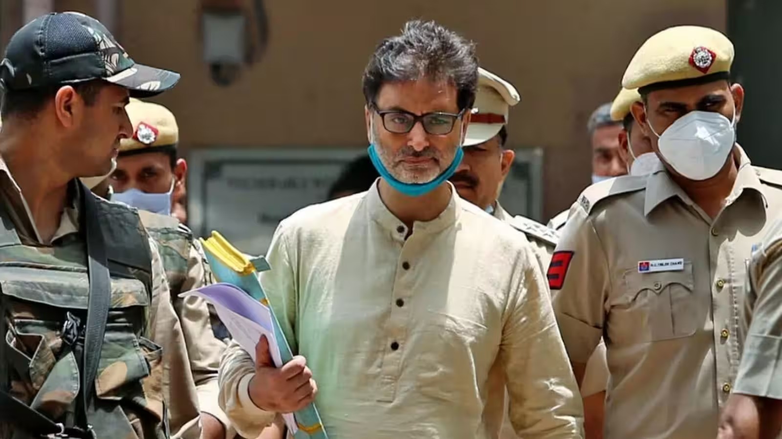 पाकिस्तान से विदेशी फंडिंग और मनी लॉन्ड्रिंग मामले में कोर्ट ने तय किए आरोप